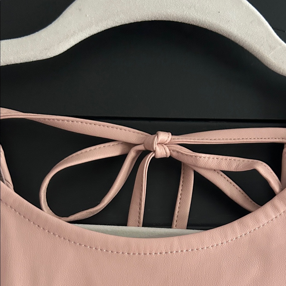 JCrew Vegan Leather Blush Women's Top size 2 - Picture 3 of 8